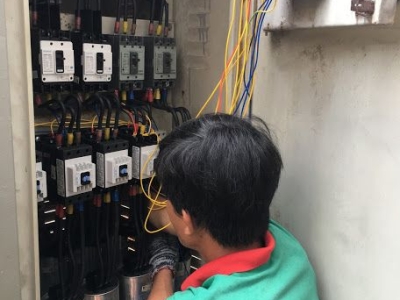 Báo Giá Lắp Đặt Tủ Tụ Bù | Chuyên Thi Công Thiết Bị Điện An Toàn Giá Rẻ